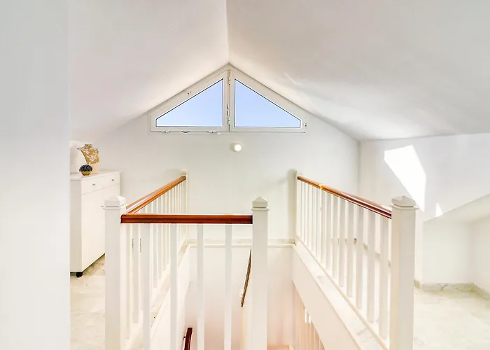 Two-floor Penthouse W/ Tub & Outdoor Terrace Apartman Arona