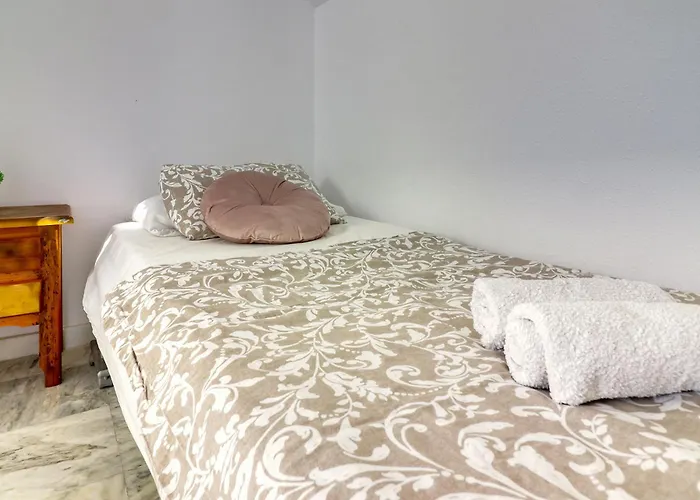 Two-floor Penthouse W/ Tub & Outdoor Terrace Apartman